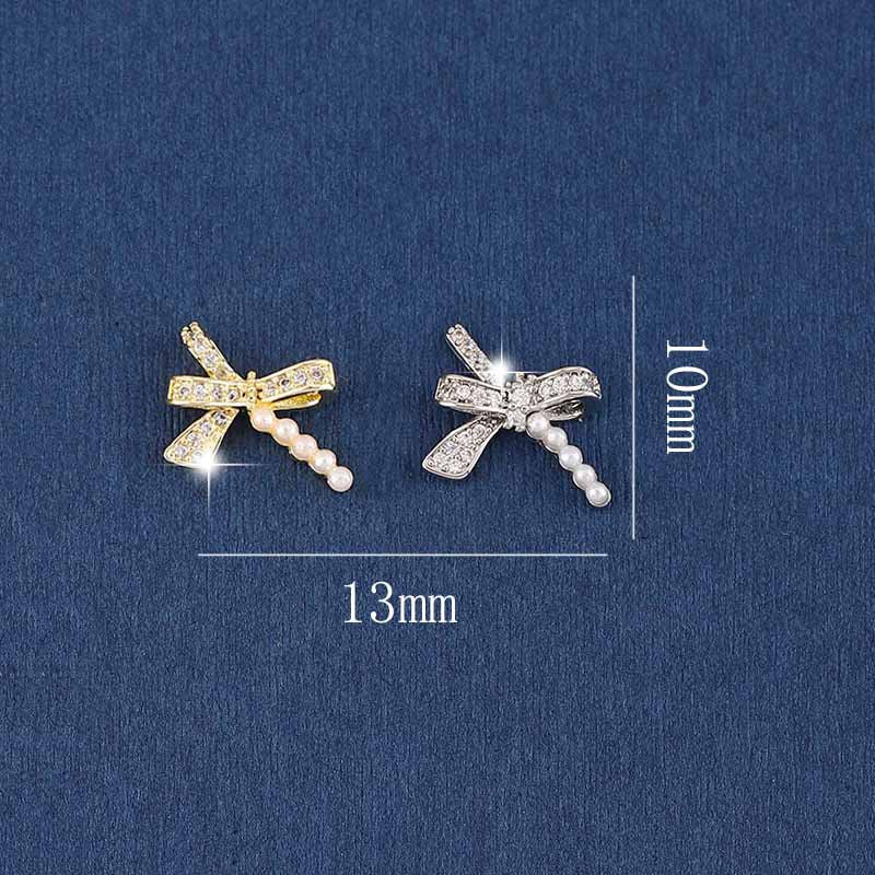 Nail jewelry diamond jewelry flash light luxury nail art zircon diamond super flash love nail decoration bow 10PCS